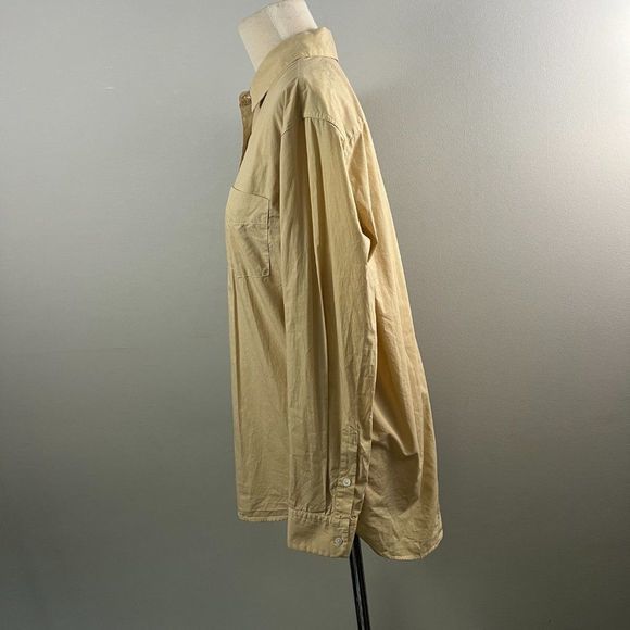 NWOT NILI LOTAN Kristen Button-Up Shirt‎ in Sand (S) - Picture 7 of 13